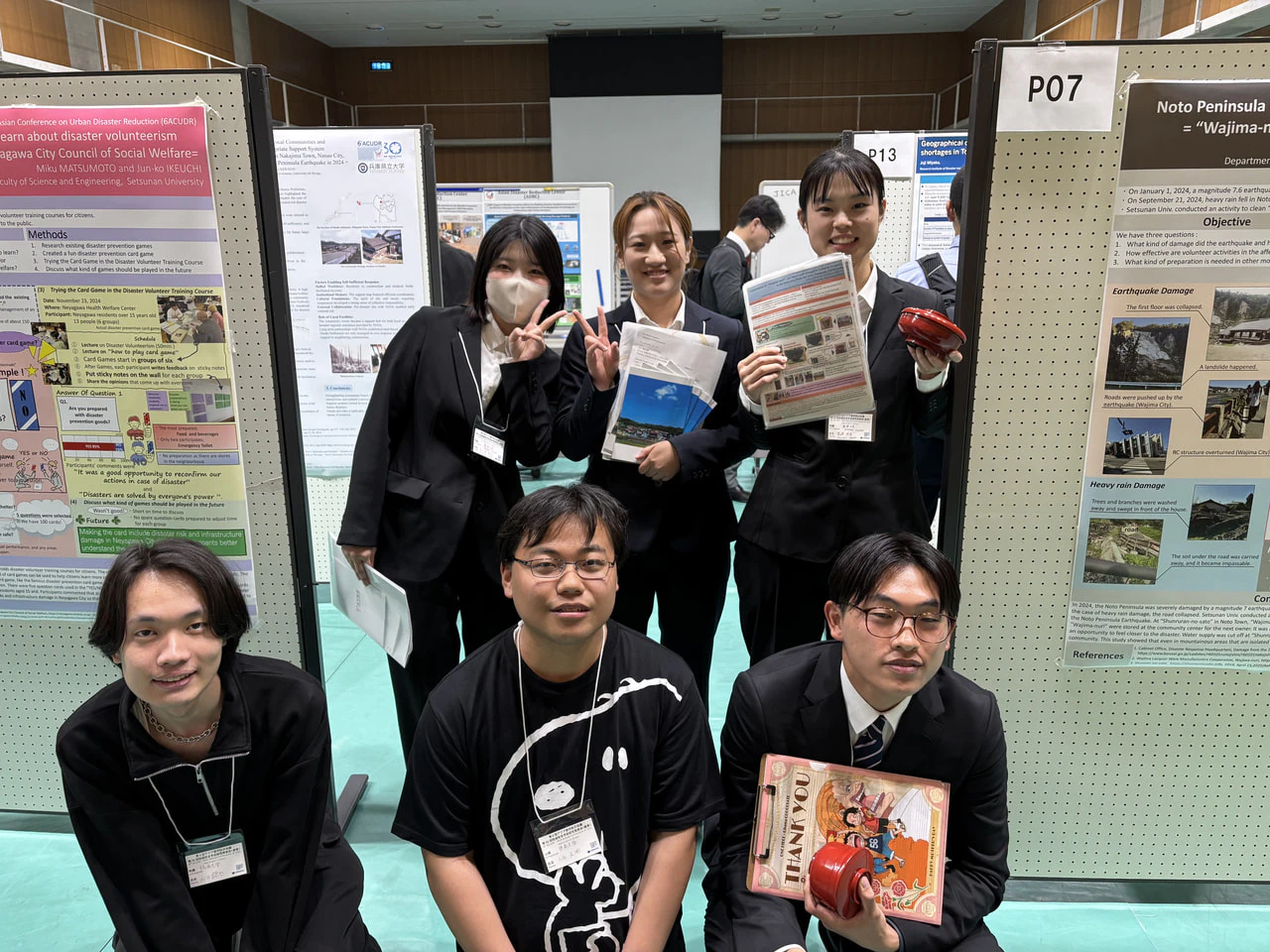 第6回アジア都市減災会議にて4年生4名が英語ポスターを発表しました